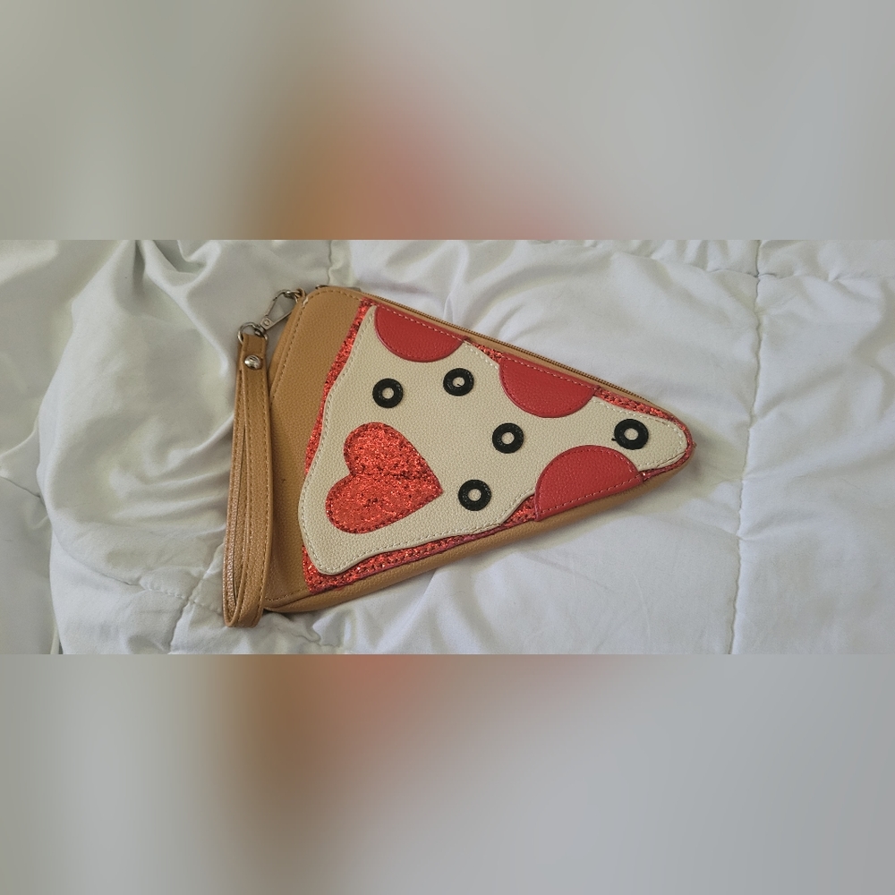 Pizza Wristlet
